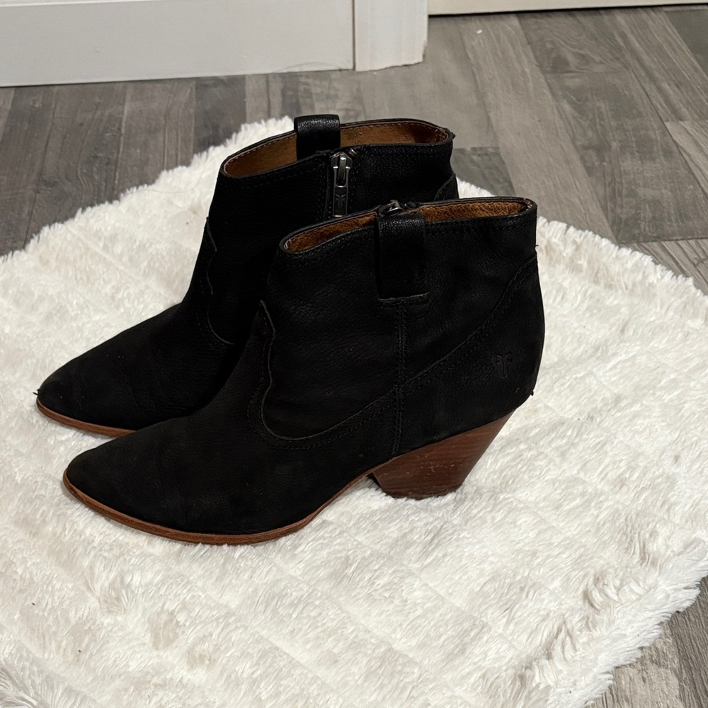 Frye Reina Western Black Leather Ankle Booties